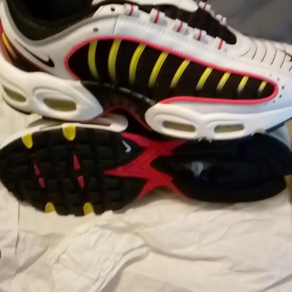 Air Max Tailwind IV